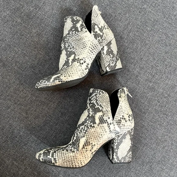Snake Print Ankle Booties - Picture 2 of 5